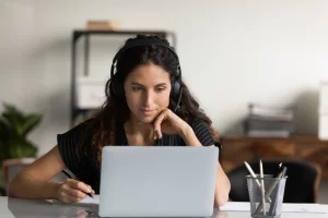 Luyện nghe IELTS 4.5 