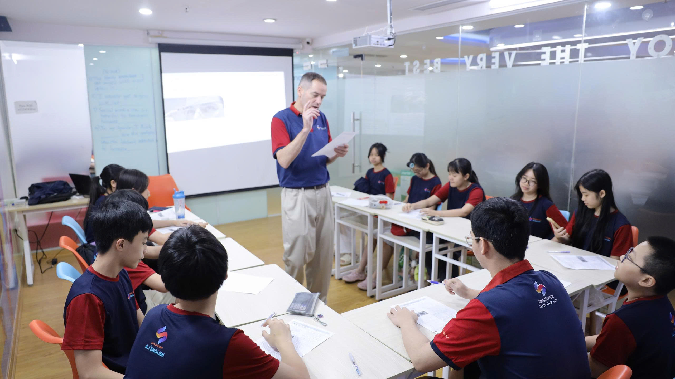 lớp học tiếng anh cho thiếu niên