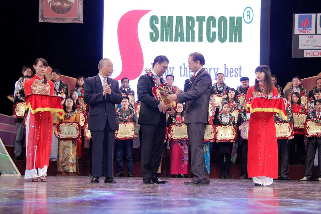 smartcom-nhan-giai-chu-van-an
