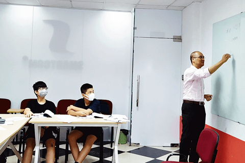 Mo lop IELTS 7.0 cua thay Nguyen Anh Duc