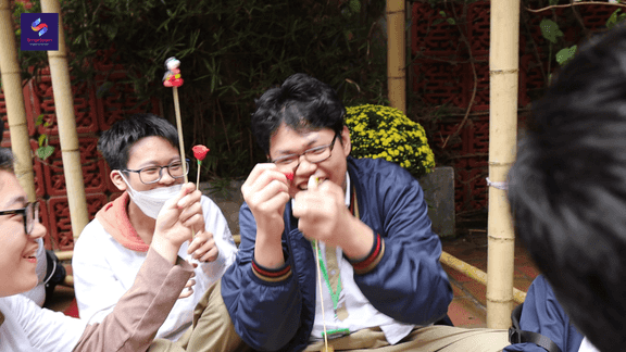 THPT Mỹ Đình -Học IELTS bằng trải nghiệm ngôn ngữ trong cuộc sống thực