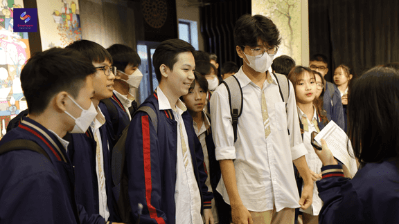 THPT Mỹ Đình -Học IELTS bằng trải nghiệm ngôn ngữ trong cuộc sống thực