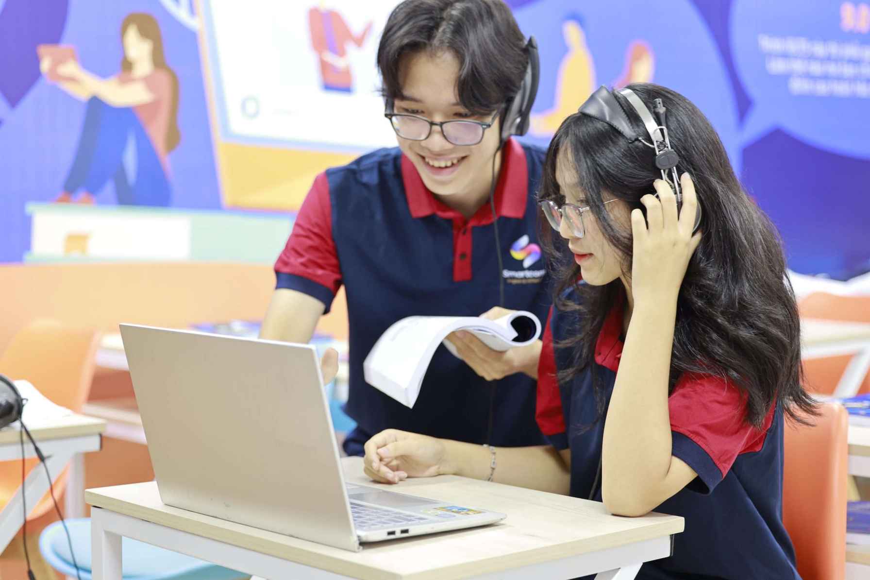 Liên tục có sự điều chỉnh phù hợp trong quá trình học