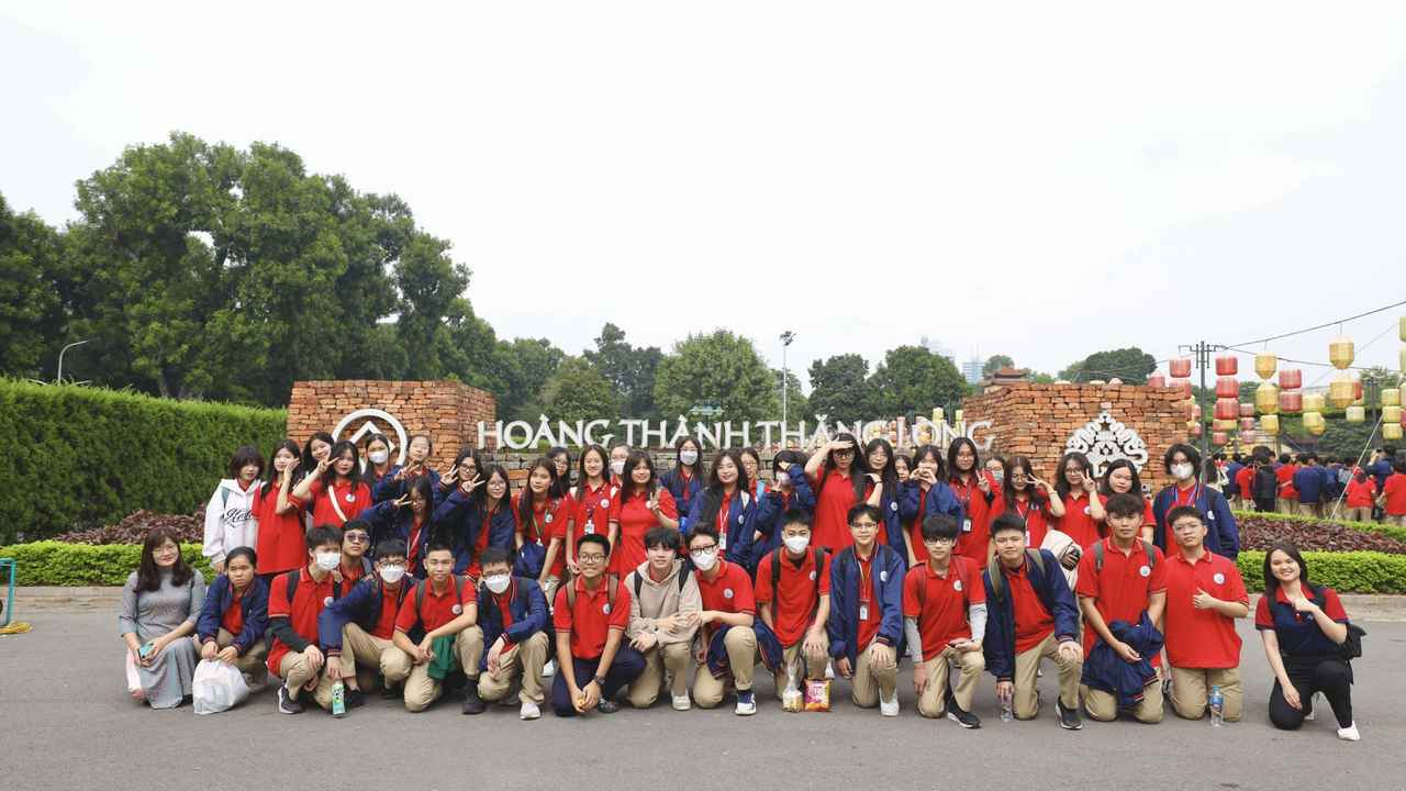 Kl992 đồng hành cùng các em trong buổi trải nghiệm