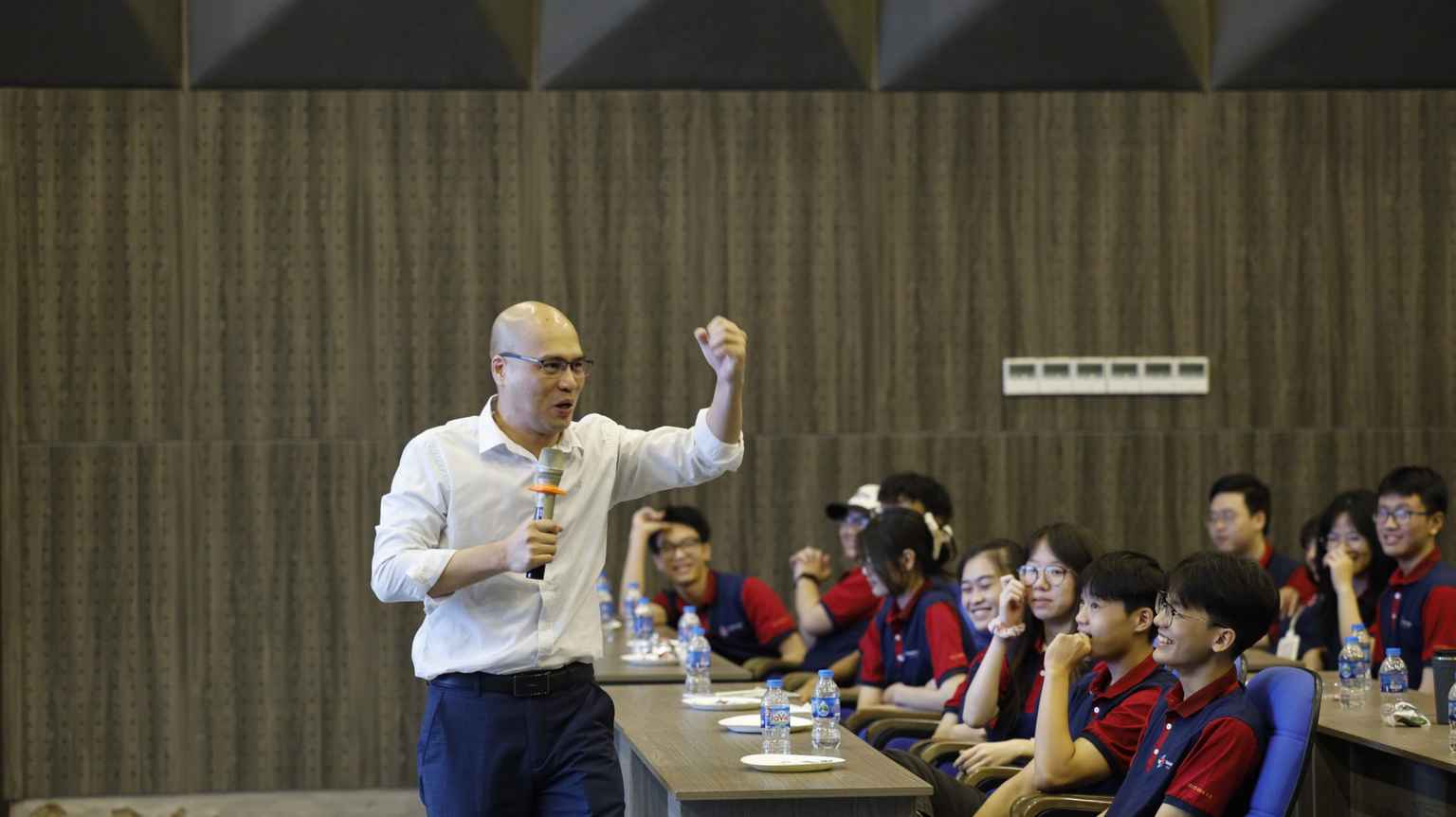 Đào tạo khai phóng tiềm năng IELTS GEN 9.0 tại THPT Xuân Đỉnh