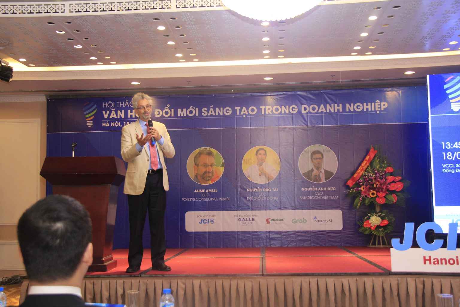 Thầy Nguyễn Anh Đức làm diễn giả tại Hội thảo Văn hóa Đổi mới Sáng tạo tại VCCI